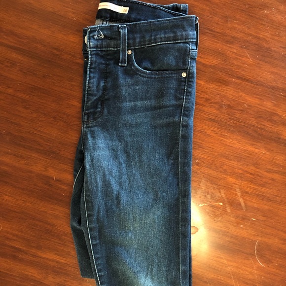Levi Skinny Jeans Size 26/25 - Picture 4 of 4